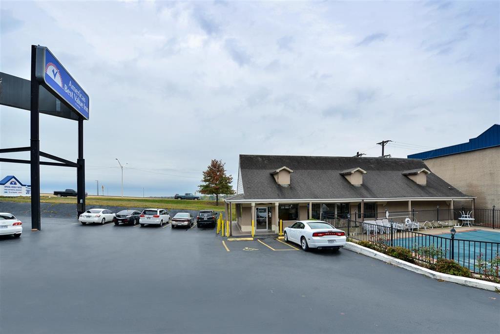 Rodeway Inn North Little Rock Exterior photo